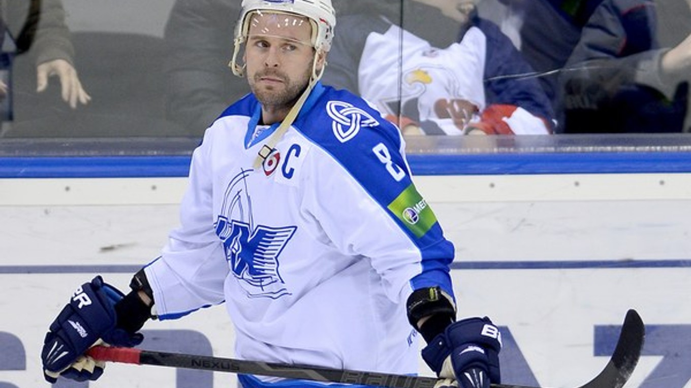 Martin Cibák bol v minulosti aj kapitánom klubu KHL Neftechimik Nižnekamsk.