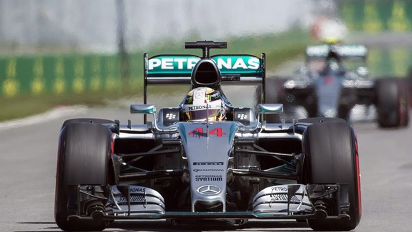Lewis Hamilton potvrdil svoju skvelú formu.