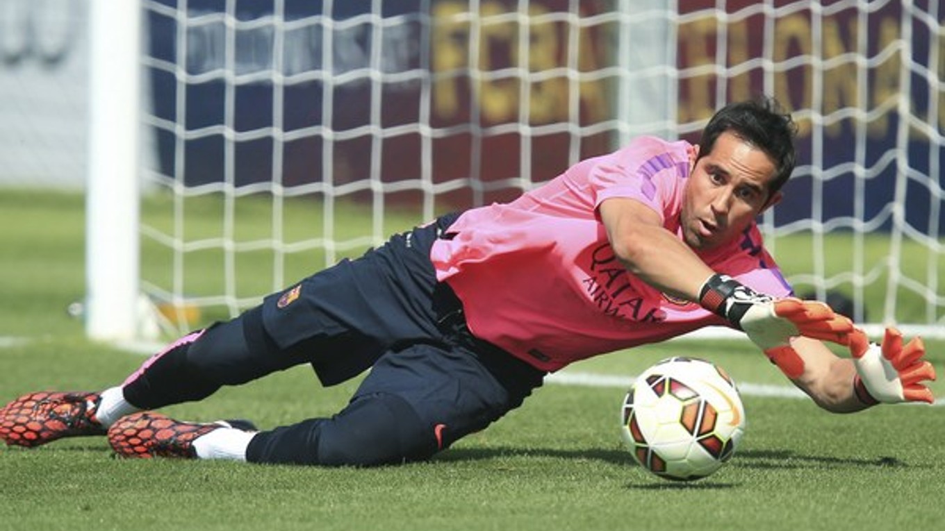 Claudio Bravo odchytal síce všetky ligové duely v sezóne, no v rámci Ligy majsstrov nenastúpil ani na minútu a víťazná medaaila ho tak minula.