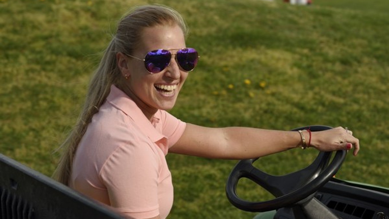 Dominika Cibulková si pauzu krátila rôzne - napríklad golfom.