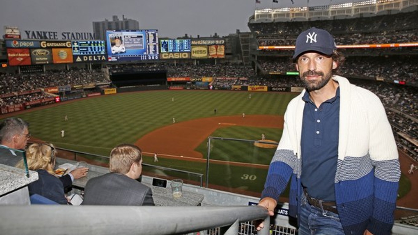 Pirlo len pred pár dňami navštívil bejzbalový zápas MLB medzi New York Yankees a Detroit Tigers.