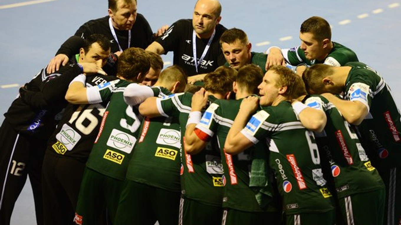 Hádzanári Prešova vyhral pod vedením Dávida slovenskú extraligu aj pohár. V európskych pohároch a nadnárodnej SEHA Lige však zaostali za očakávaniami.