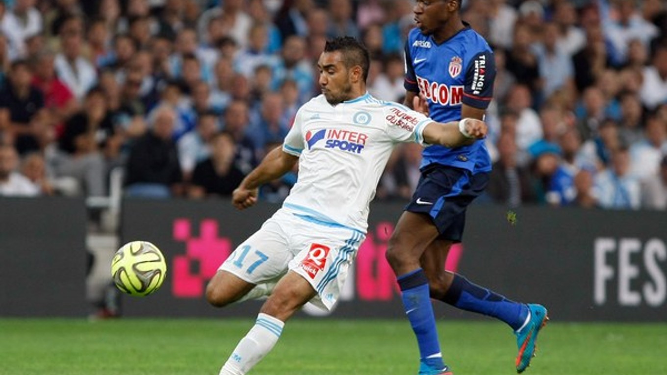 Payet (vľavo) patril vo vlaňajšom ligovom ročníku medzi najzaujímavejších ofenzívnych hráčov francúzskej Ligue 1.