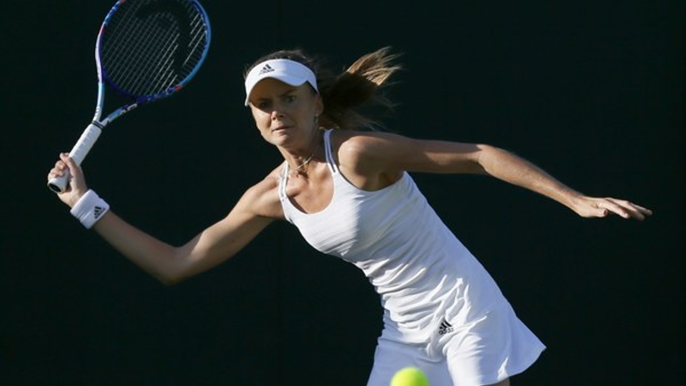 Daniela Hantuchová uspela vo Wimbledone včera vo dvojhre. A dnes postupuje aj vo štvorhre.