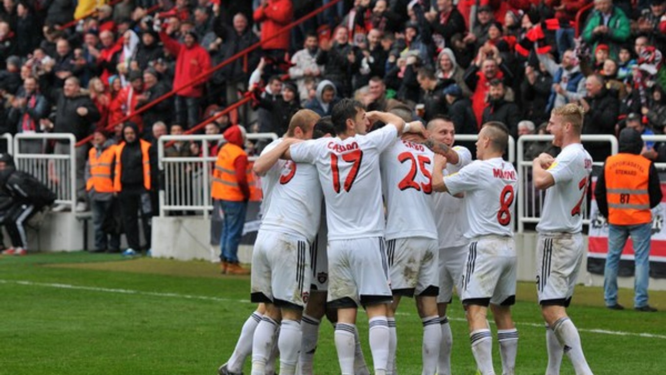 Futbalisti Spartaka Trnava majú dobré vyhliadky na postup.