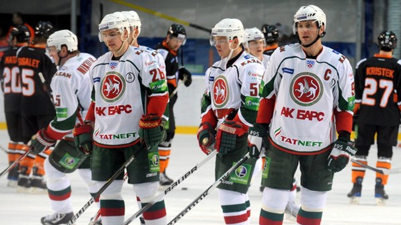 Hokejisti Ak Bars Kazaň zatiaľ nevyhrali ani jeden z prvých dvoch finálových duelov.