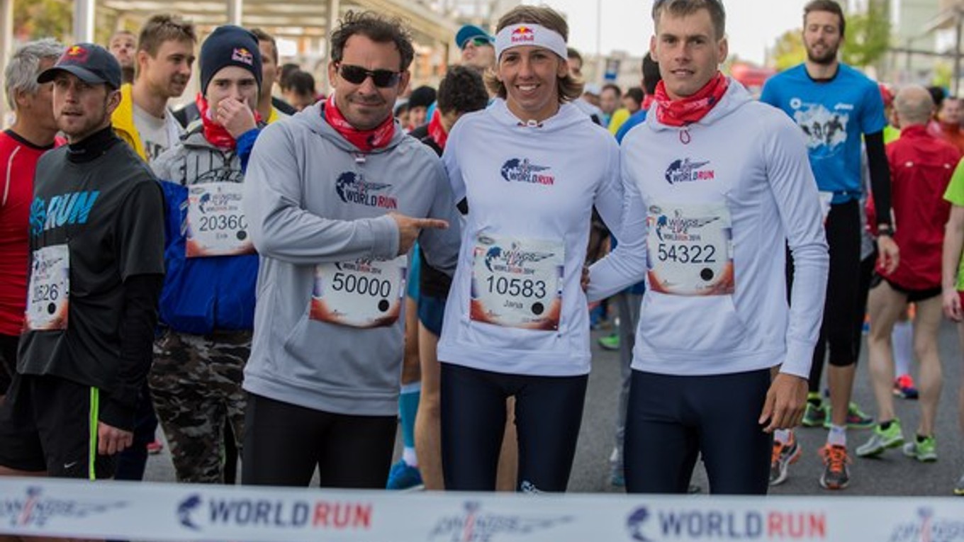 Bežeckej akcie sa vlani zúčastnili aj herec Filip Tůma, vodná slalomárka Jana Dukátová a triatlonista Richard Varga.