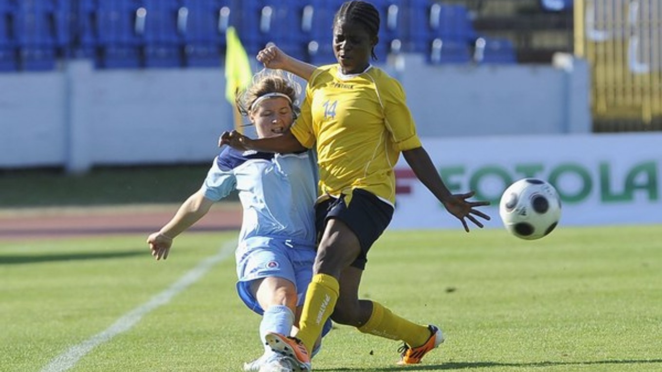 Alexandra Hollá (vľavo) bude patriť ku kľúčovým hráčkam Slovana v pohárovom finále.