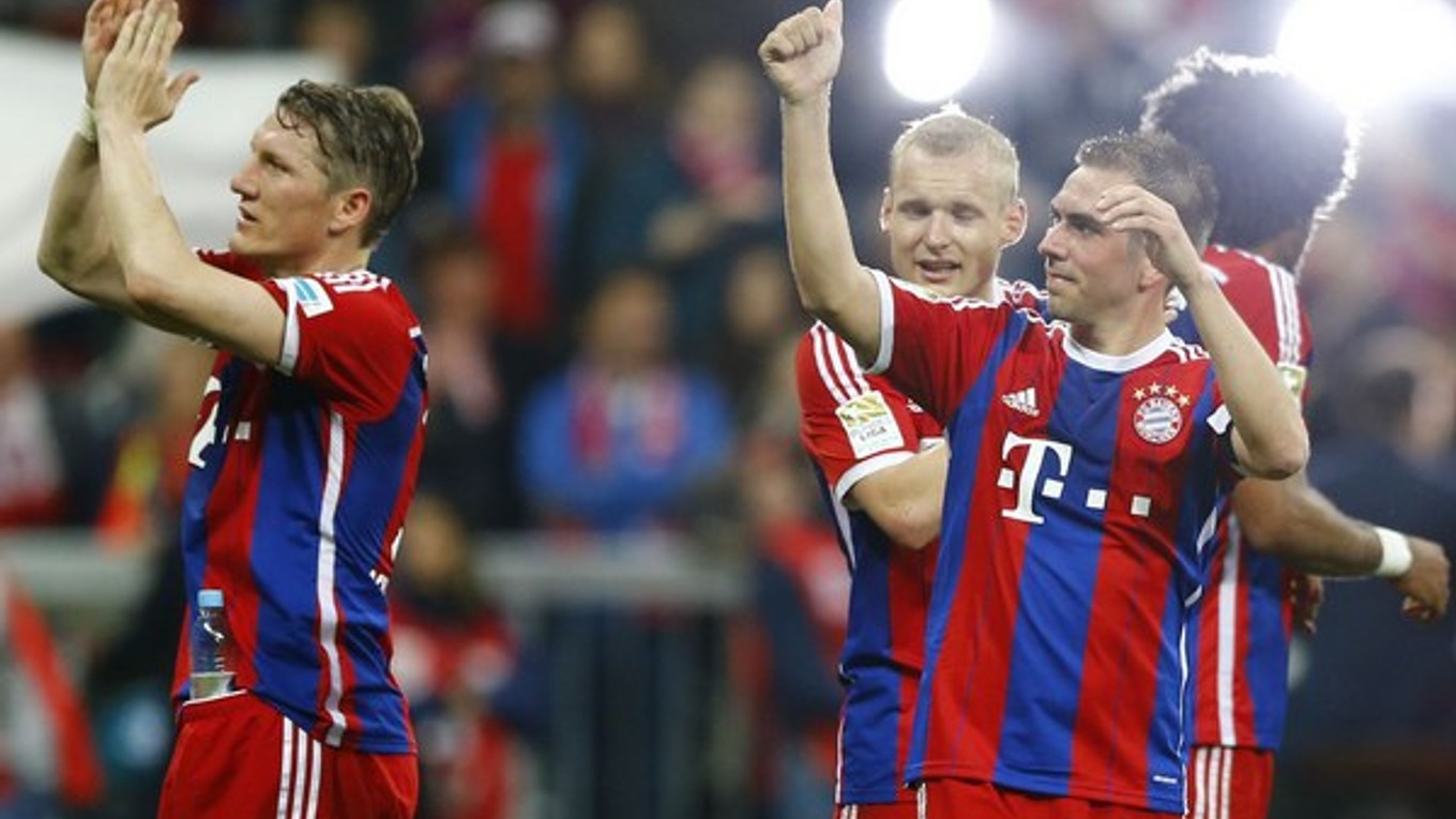Hráči Bayernu sa tešia z víťazstva nad Herthou Berlín.