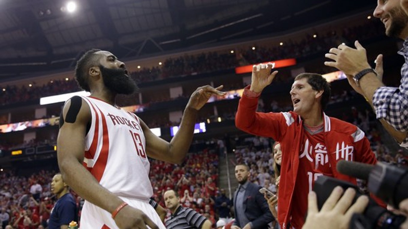 Hráči i fanúšikovia Houstonu Rockets sa tešia na ďalšie kolo play off.