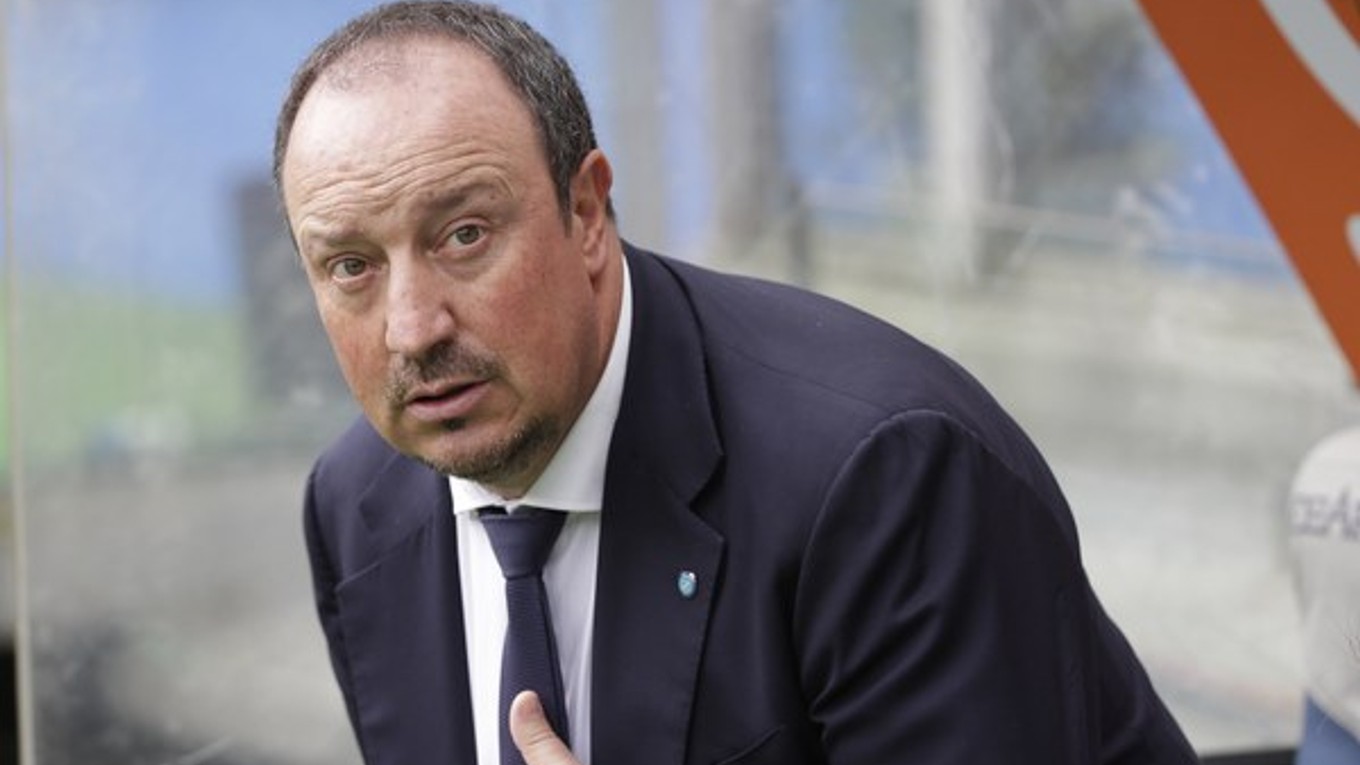 Čoraz častejšie sa v médiách v poslednom období hovorilo o tom, že by mal Rafael Benítez z Neapola odísť.