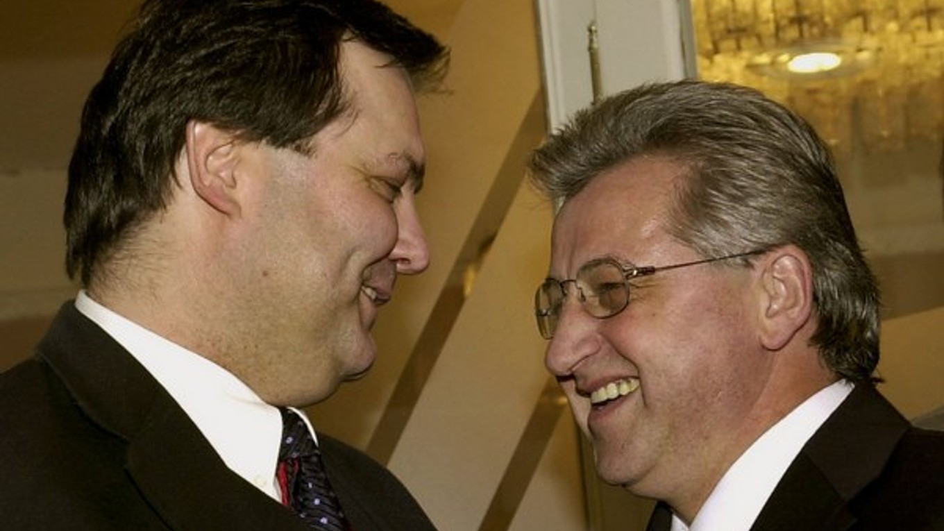 Medzi zlatými medailistami z roku 1985 boli aj Dárius Rusnák (vľavo) a Vincent Lukáč.