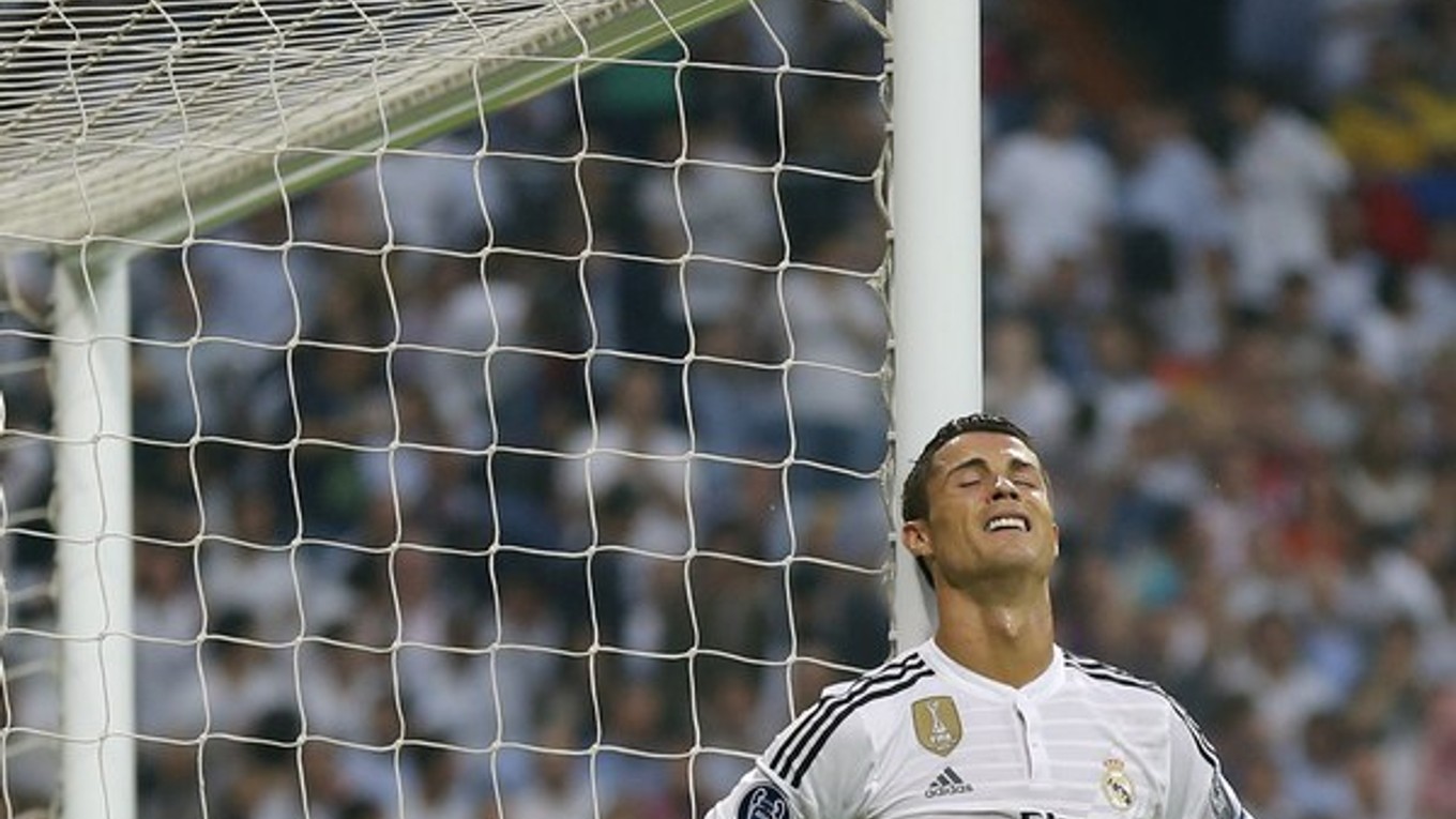 Cristiano Ronaldo vie, že mal pri svojej šanci zvoliť zakončenie namiesto finálnej prihrávky.