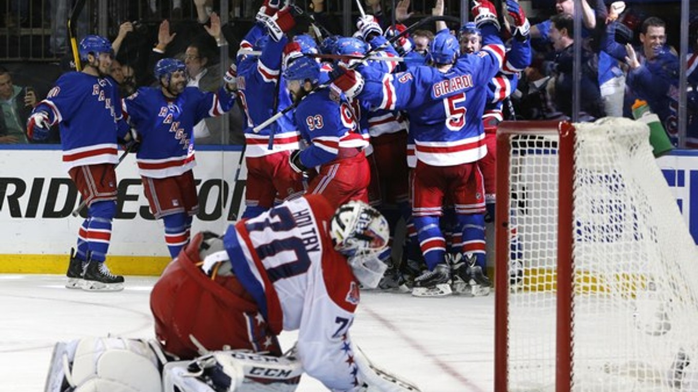 Aj posledný duel NY Rangers skončil jednogólovým triumfom jedného z tímov.