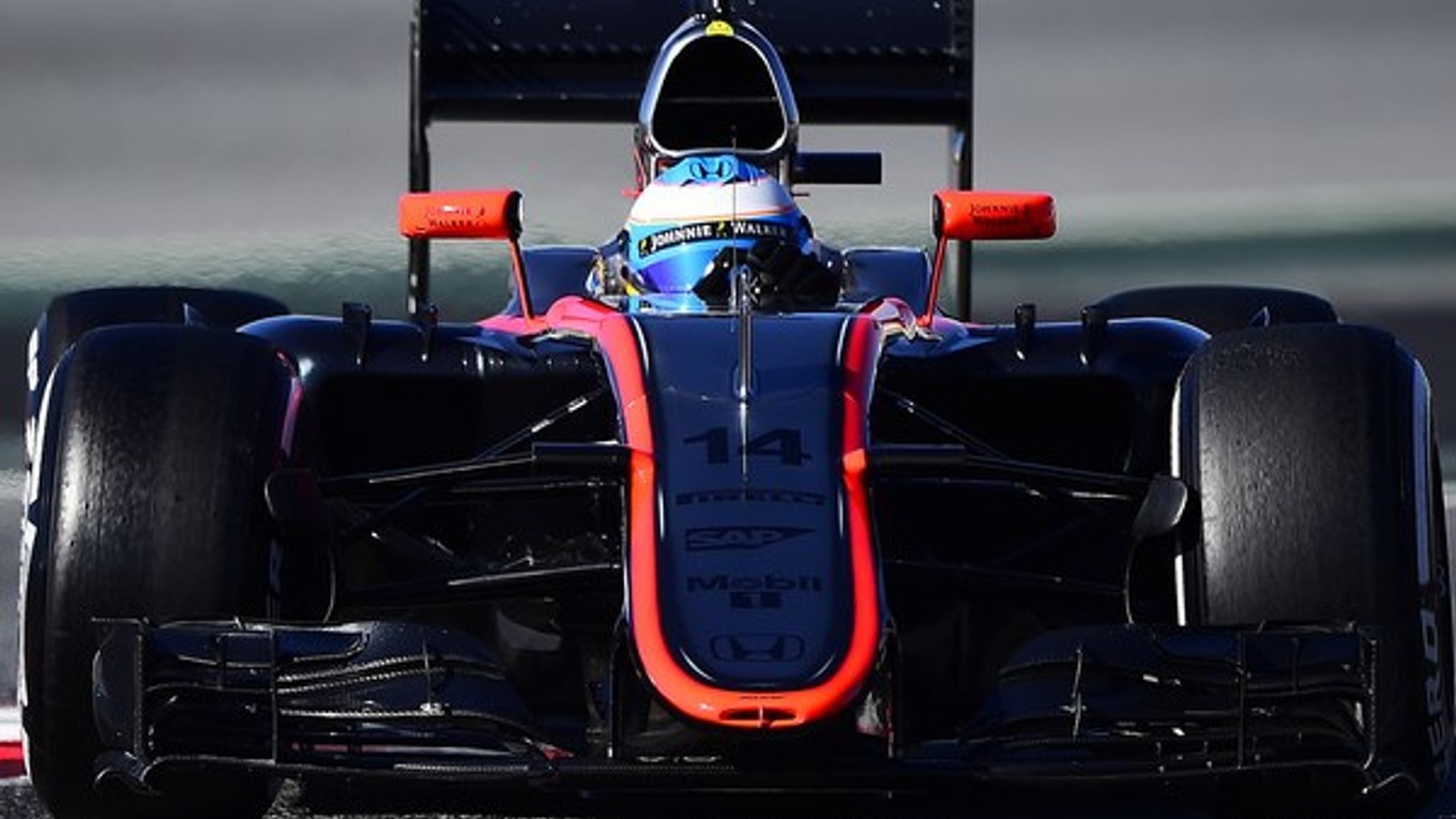Španiel Fernando Alonso bude od novej sezóny jazdiť za McLaren. Posledných testov sa však pre nehodu nezúčastní.