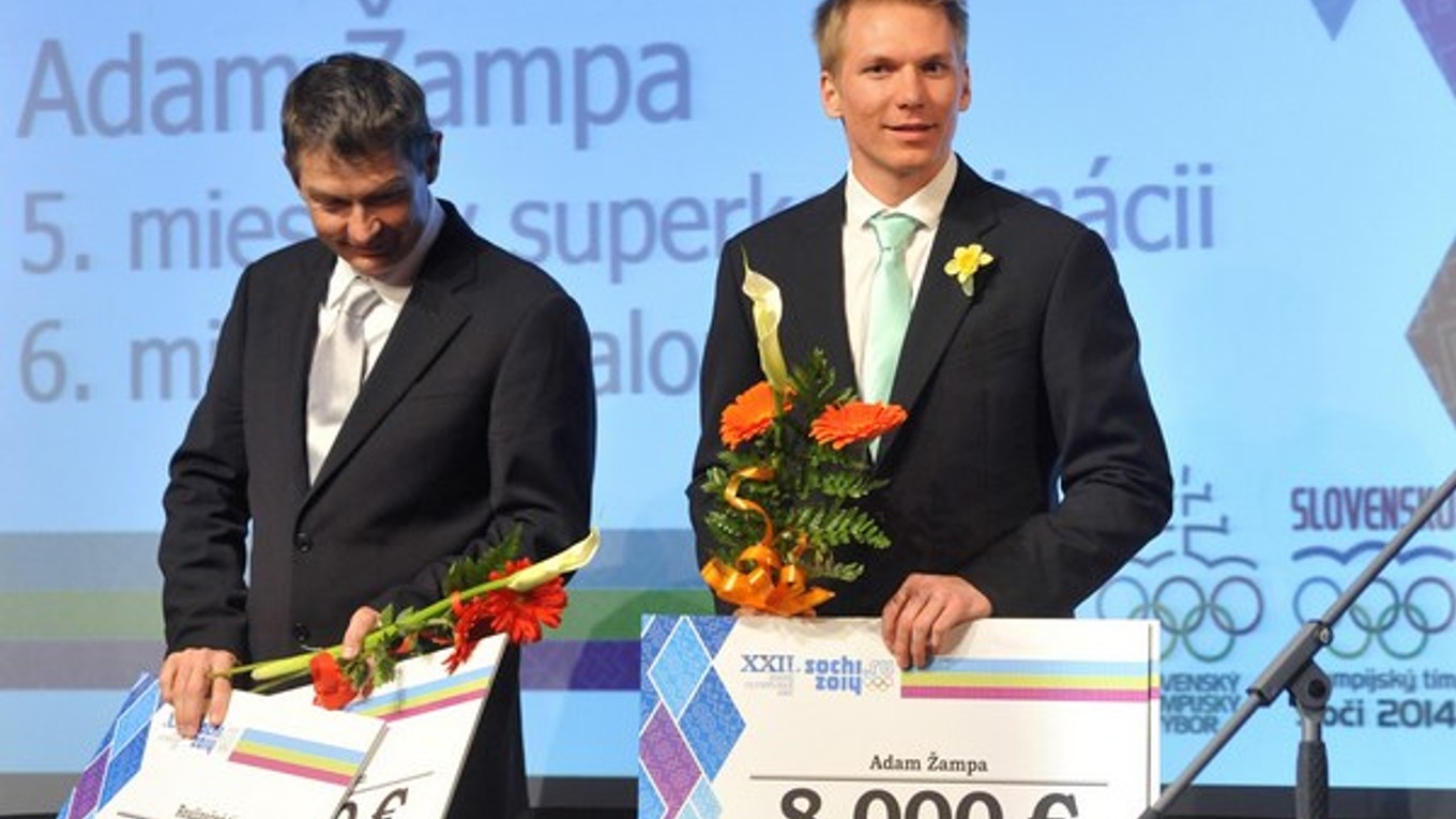 Adam Žampa (vpravo) a jeho otec a tréner Tomáš Žampa.