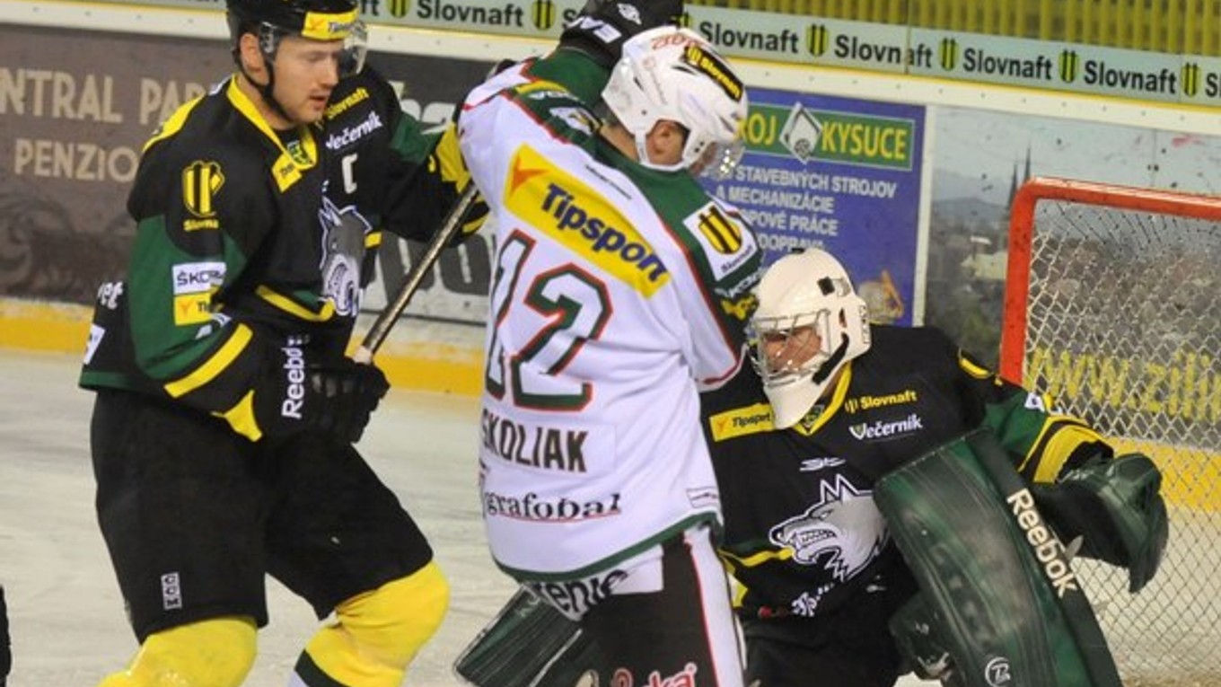 Tomáš Harant (vľavo) bude v kariére pokračovať v Čechách.