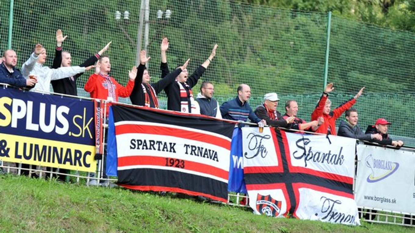 Fanúšikovia Spartaka Trnava, ich miláčikovia sú  spomedzi slovenských tímov v celosvetovom hodnotení najvyššie.