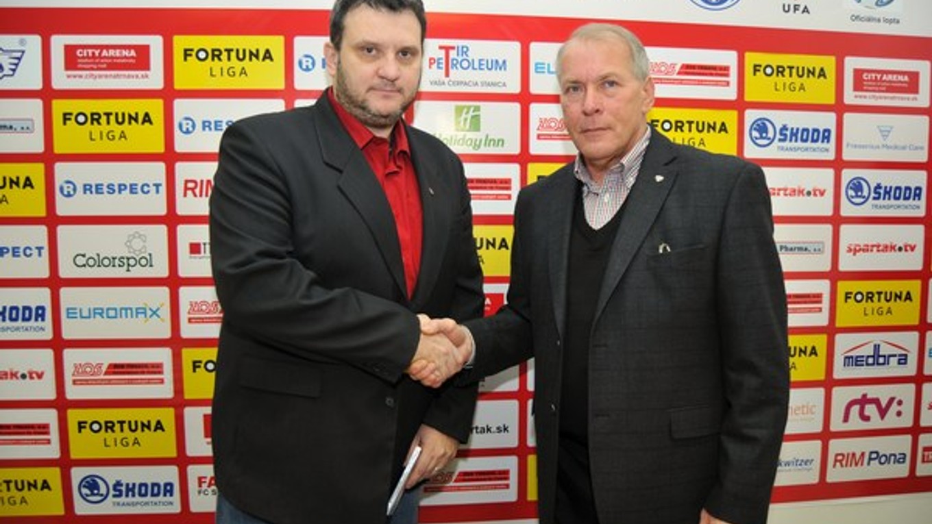 Nový generálny manažér Spartaka Trnava Viktor Blažek (vľavo) a nový prezident klubu Dušan Keketi starší.
