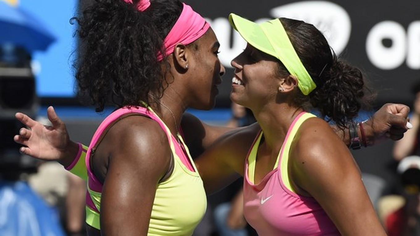 Serena Williamsová (vľavo) a Madison Keysová.
