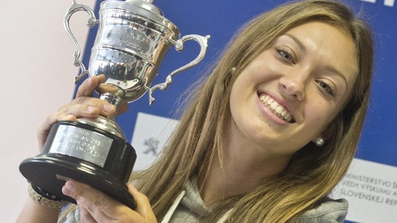 Víťazka juniorskej dvojhry na Australian Open Tereza Mihalíková priviezla svoju najvzácnejšiu trofej na Slovensko.