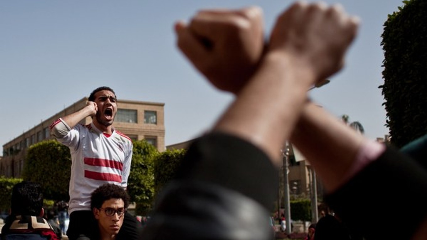 V Káhire sa konala demonštrácia proti zásahu polície proti futbalovým fanúšikom.