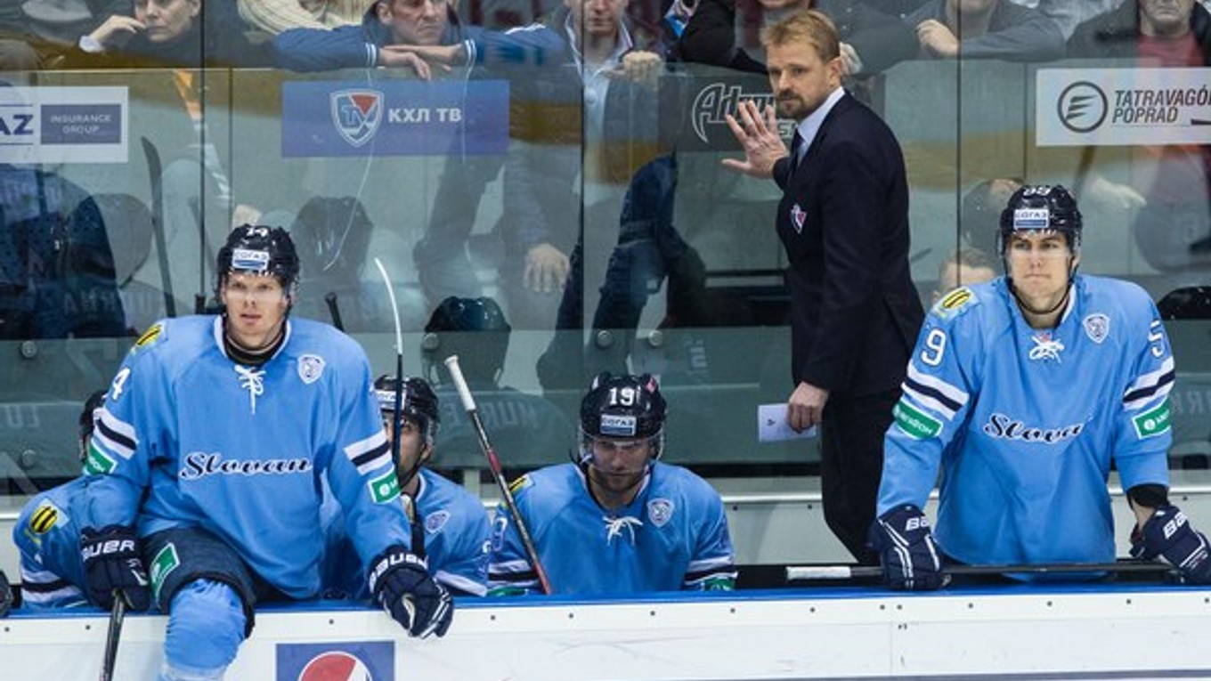 Tréner Slovana Petri Matikainen i hráči mali o sezóne inú predstavu.