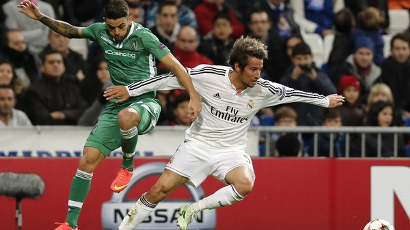 Fábio Coentrao (vpravo).