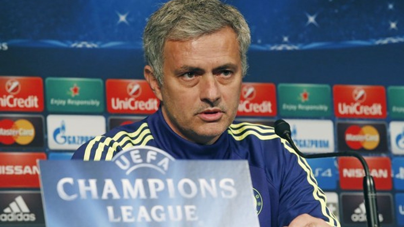 Jose Mourinho priznal, že ešte počas pôsobenia v Reale Madrid dostal dvakrát ponuku trénovať PSG.