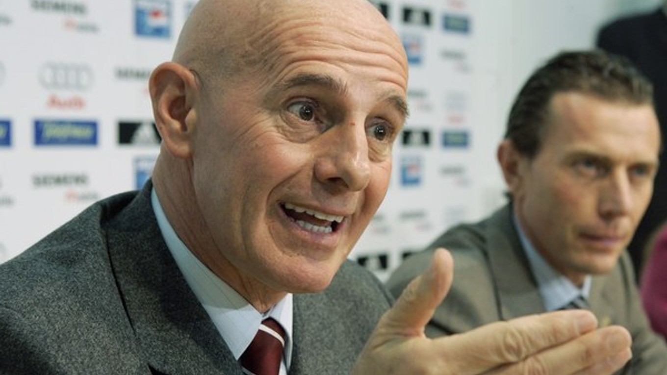 Arrigo Sacchi odmieta tvrdenia, že je rasistom.