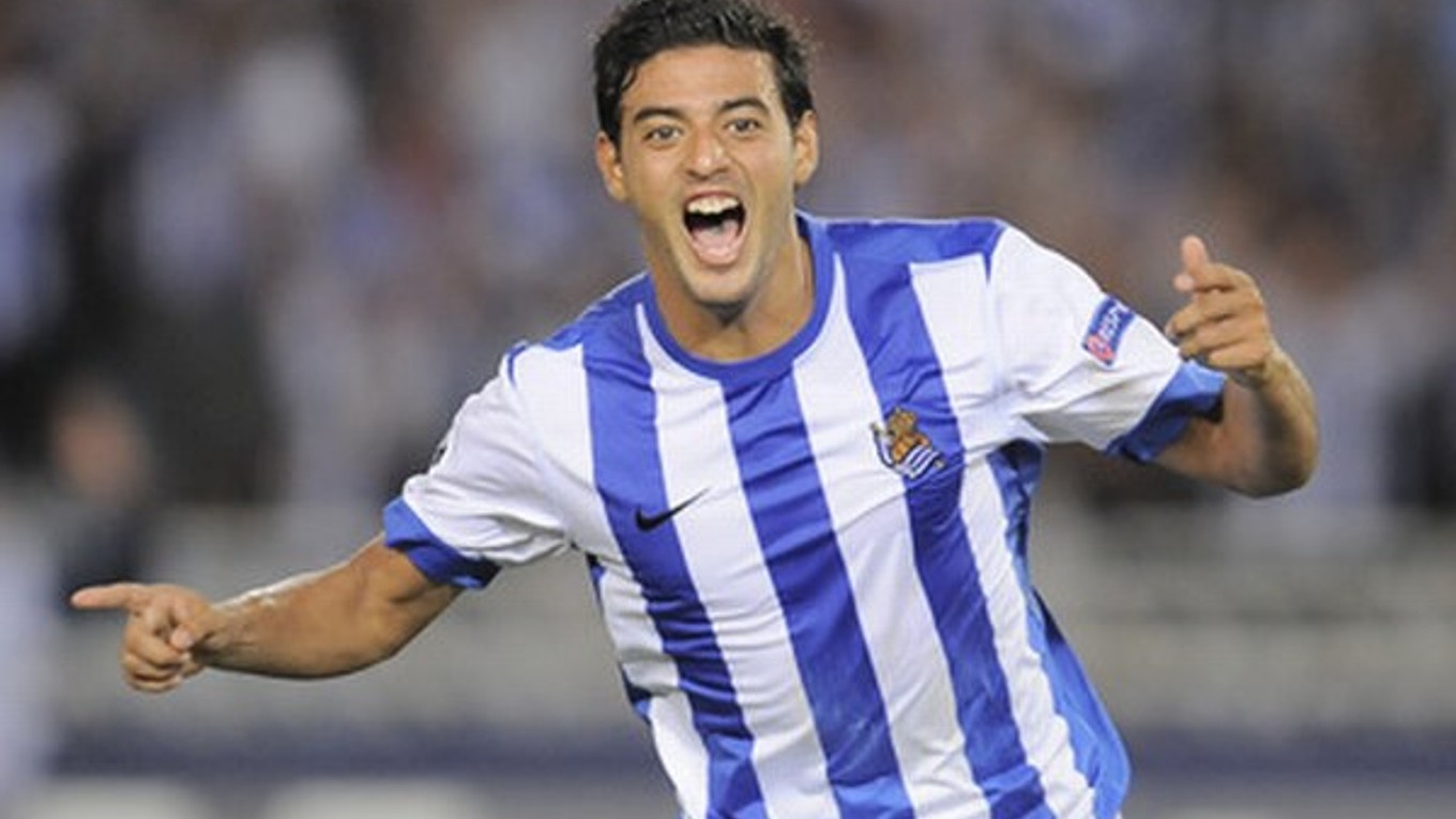 Carlos Vela strelil tri góly.