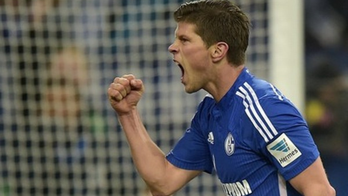 Huntelaar hetrikom zariadil triumf Schalke.