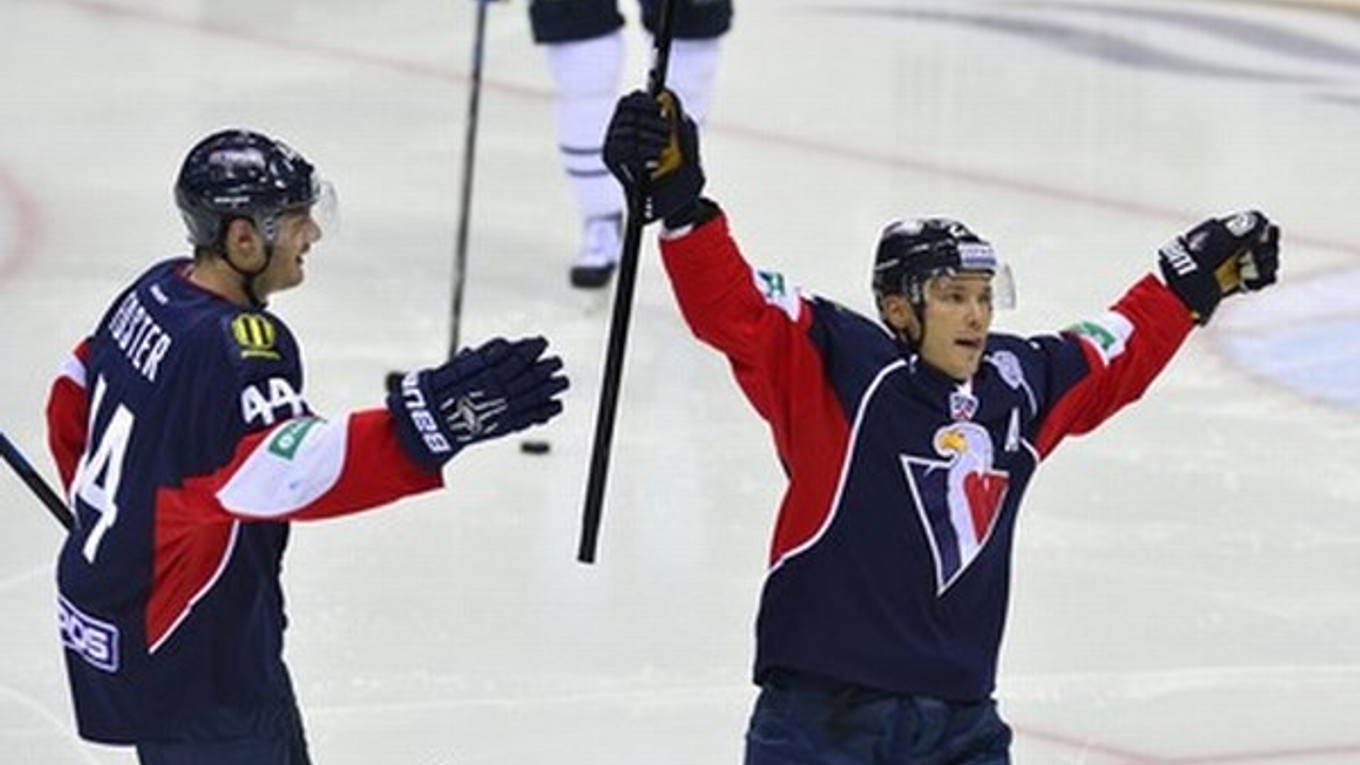 Ladislav Nagy (vpravo) je zranený.