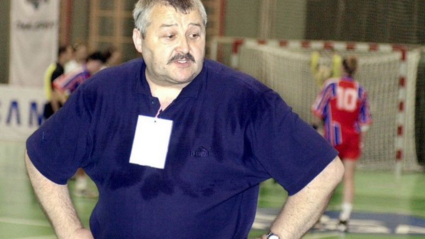 Tomáš Kuťka trénoval Československo, Slovensko i české juniorky.