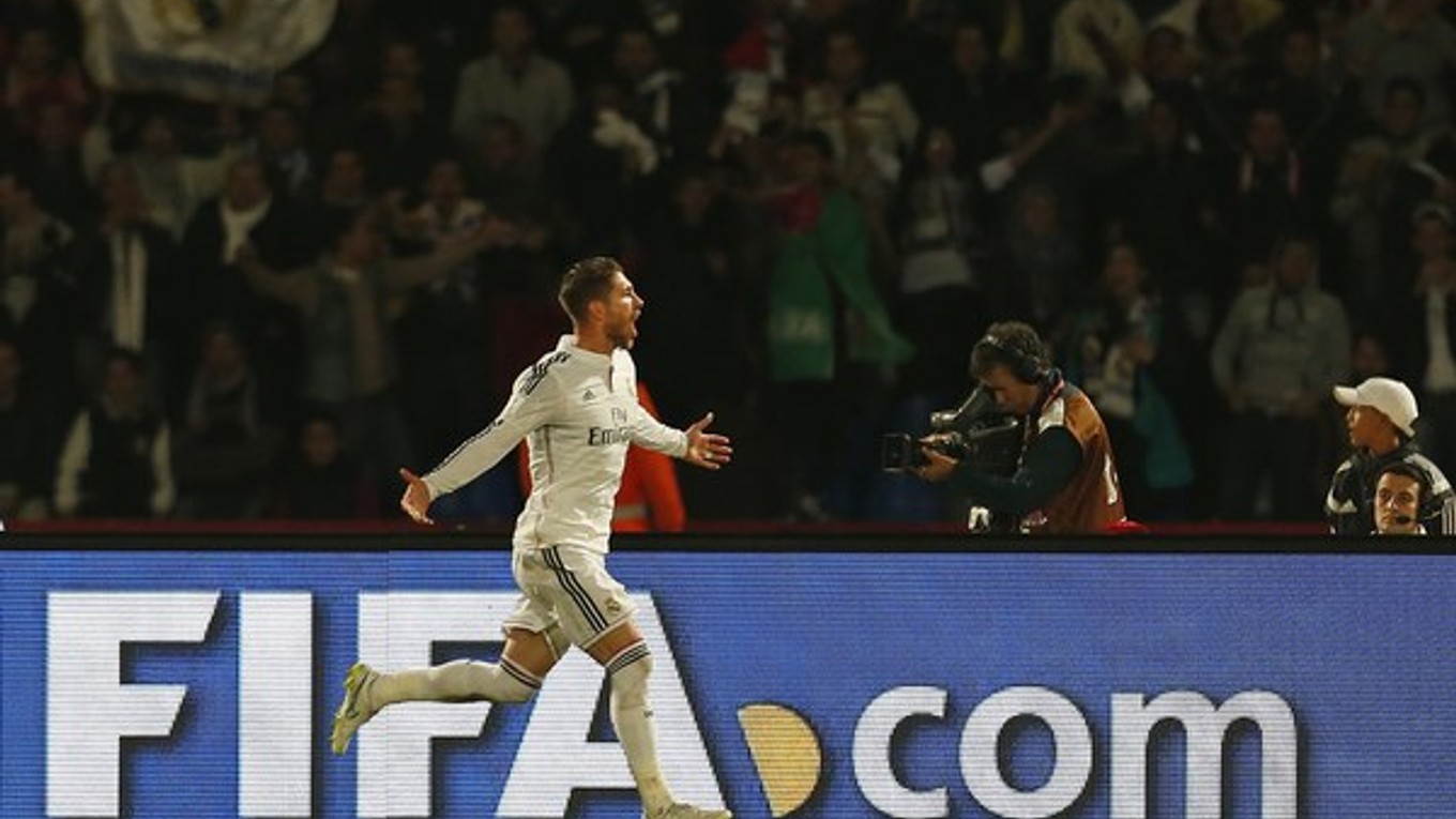 Sergio Ramos oslavuje gól vo finále MS klubov.