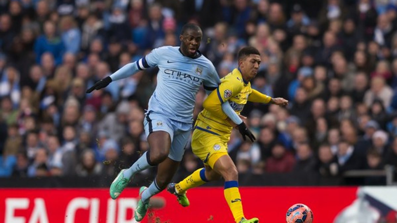 Yaya Touré (vľavo) môže byť štvrtýkrát najlepším futbalistom Afriky.