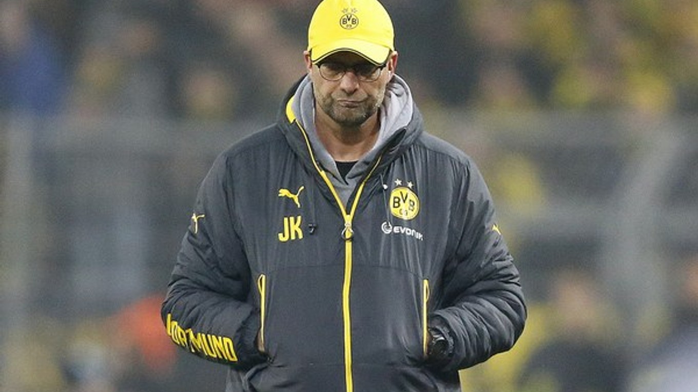 Tréner Klopp má aj po zbabranej jeseni dôveru vedenia klubu.