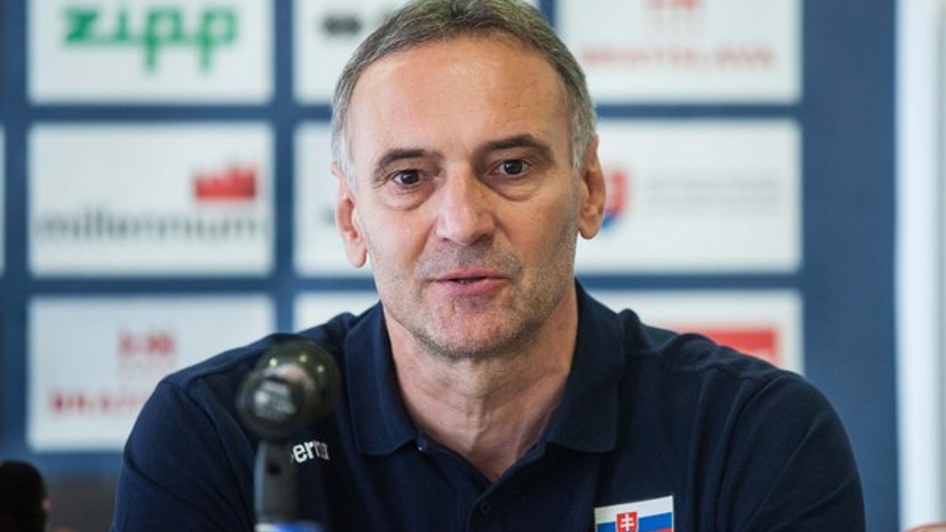 Tréner Štefan Chrtiansky.