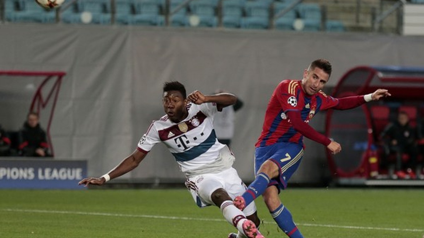 Zoran Tošič (vpravo) patrí medzi hráčov základnej zostavy CSKA Moskva.