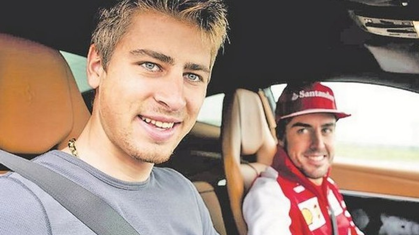 Peter Sagan vraví, že s Fernandom Alonsom ho spája kamarátsky vzťah. V jeho tíme nejaký čas určite nebude.