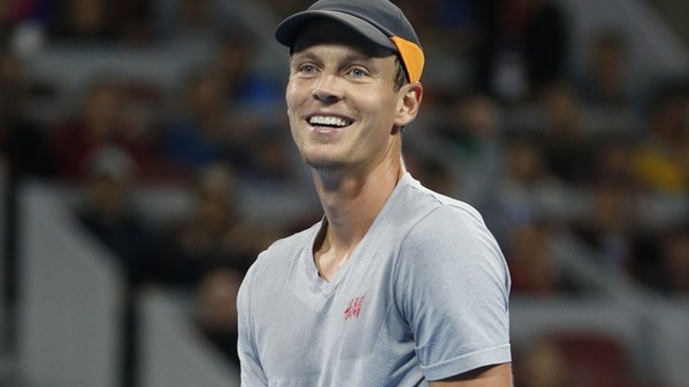 Tomáš Berdych stále môže postúpiť zo skupiny.