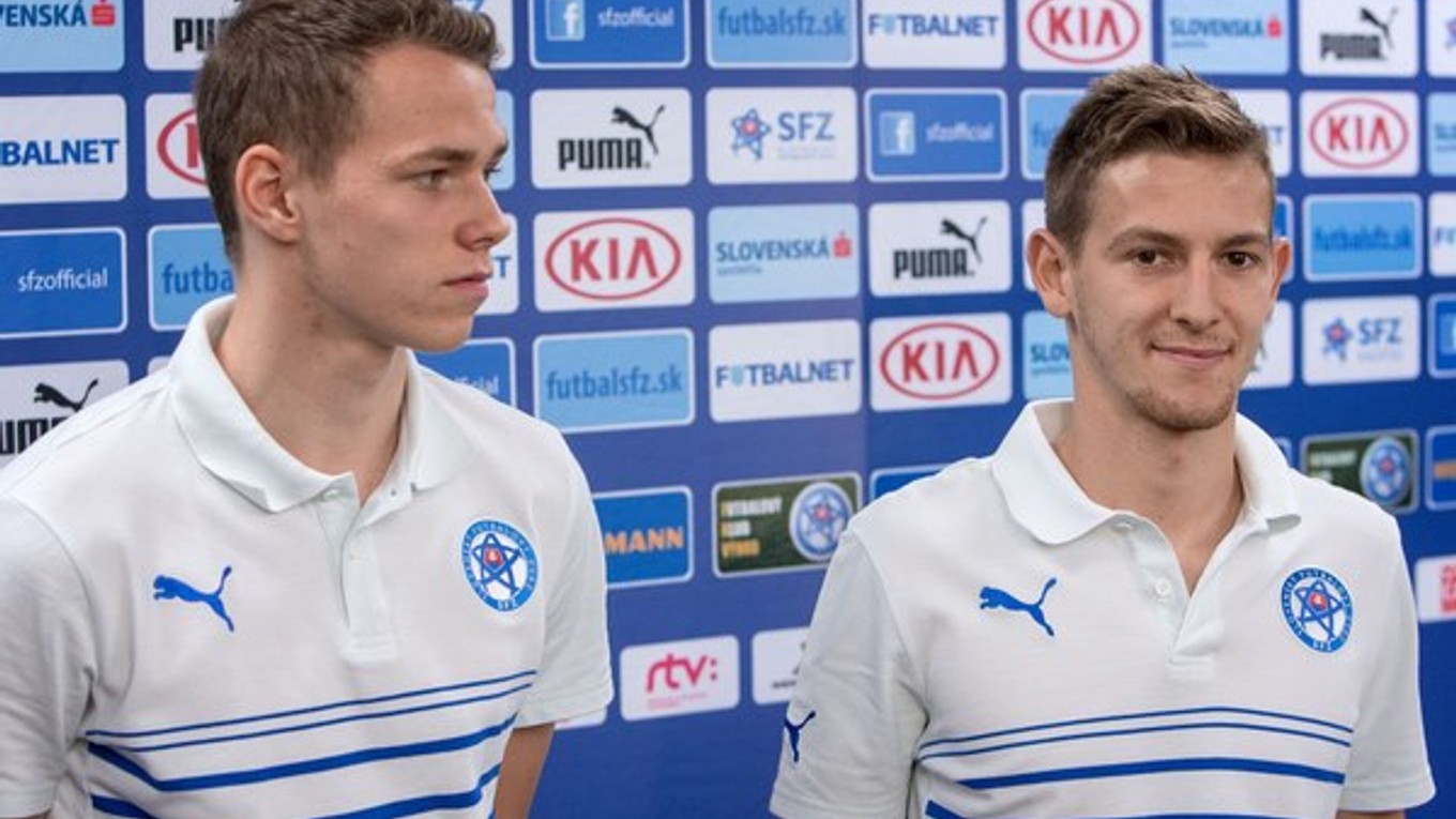 Duda (vľavo) a Hrošovský  sa výrazne sa presadzujú v kluboch, ktoré sú lídrami v súťaži.