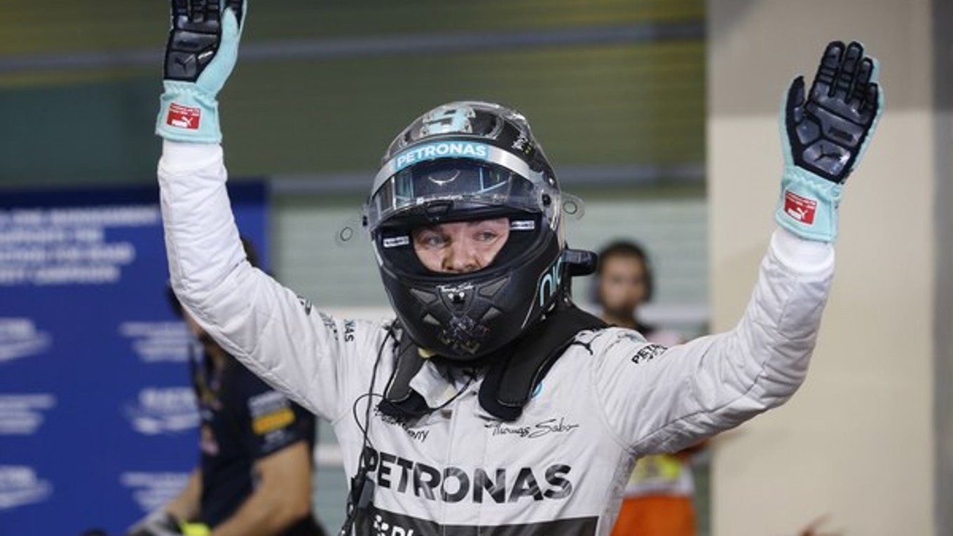 Nico Rosberg vyhral v Abú Zabí kvalifikáciu.