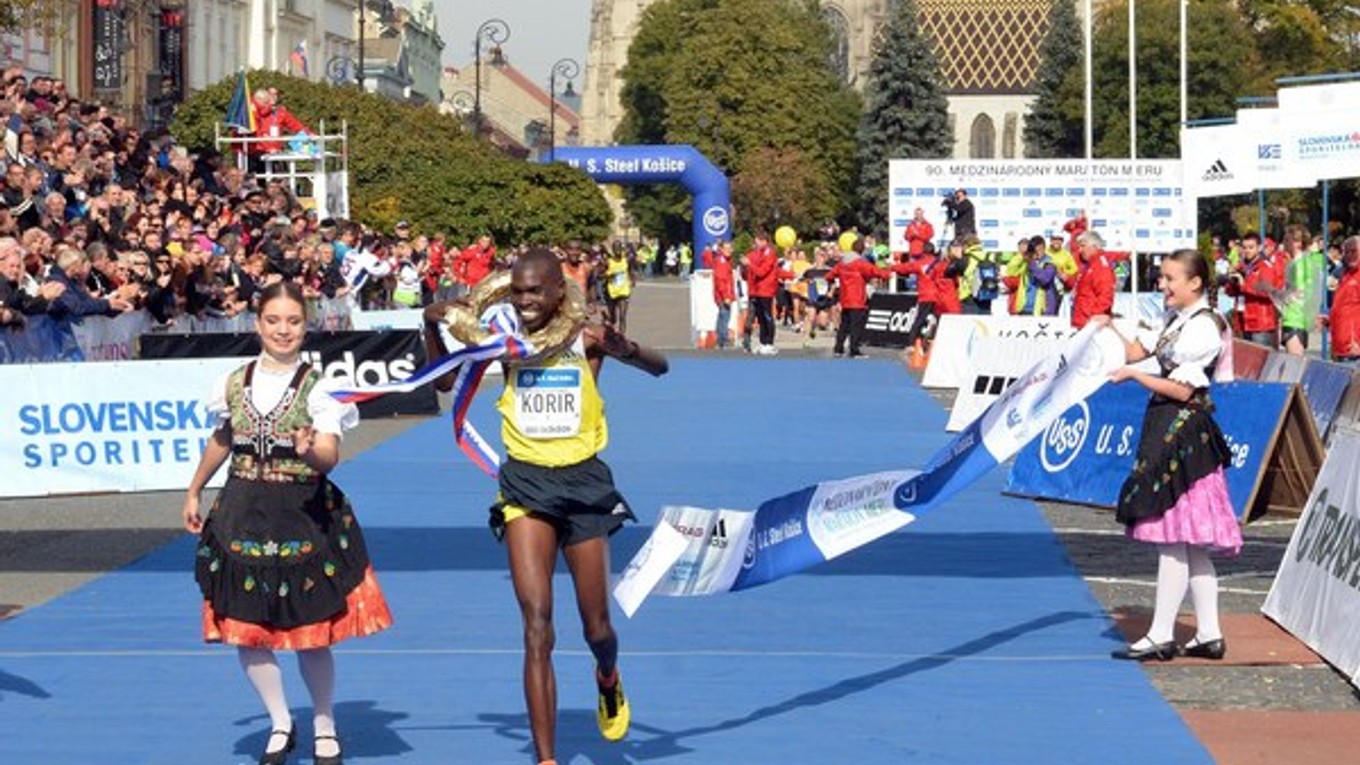 Lanský víťaz maratónu v Košiciach Keňan Patrick Korir.