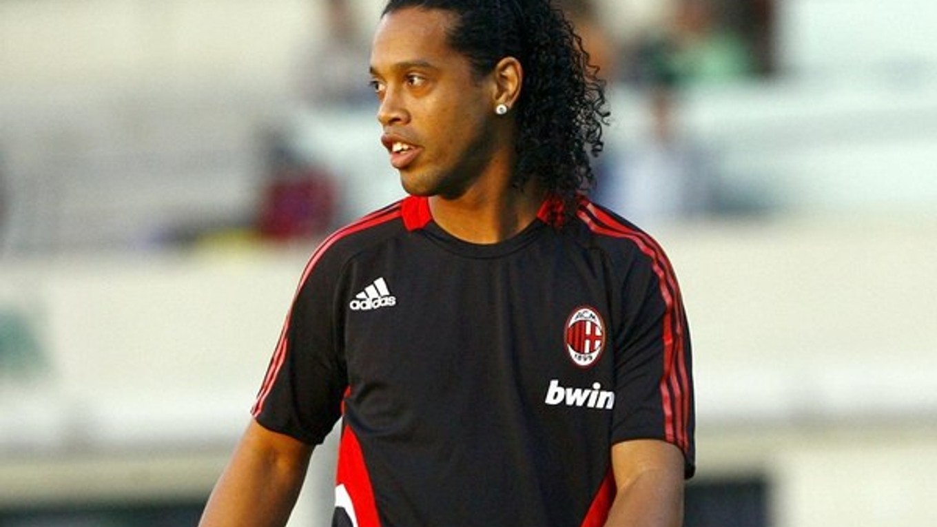 Ronaldinho počas pôsobenia v AC Miláno.
