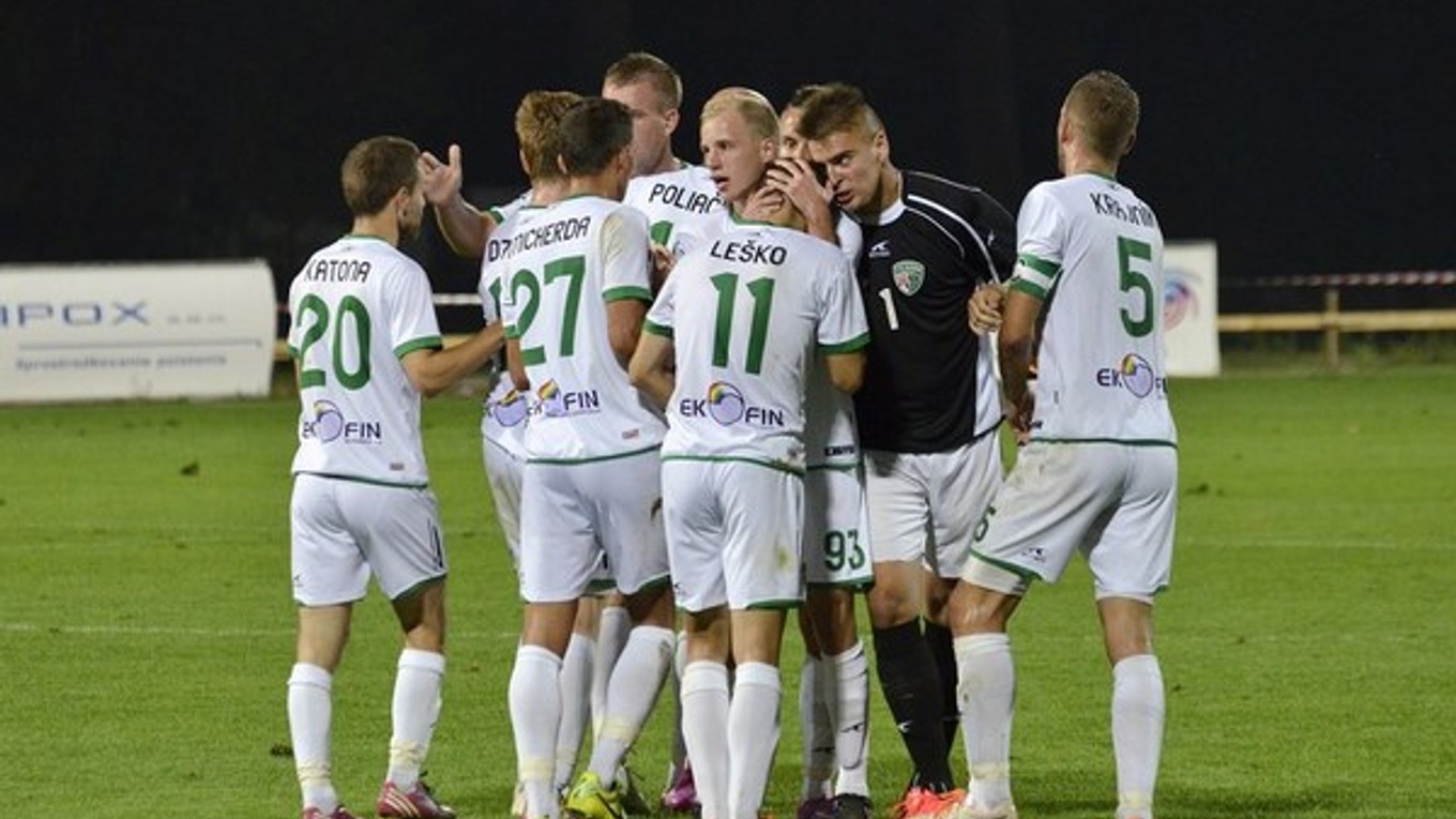 Futbalisti Prešova počas zápasu Slovnaft Cupu v Poprade.