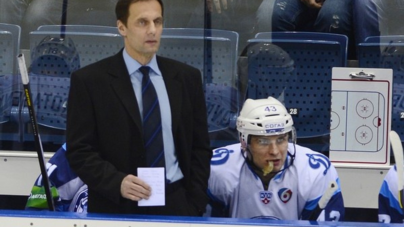 Pokovič na lavičke Minska v minulej sezóne.