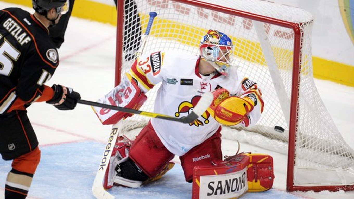 Brankár Jokeritu Frans Tuohimaa v príprave. Ilustračná snímka.