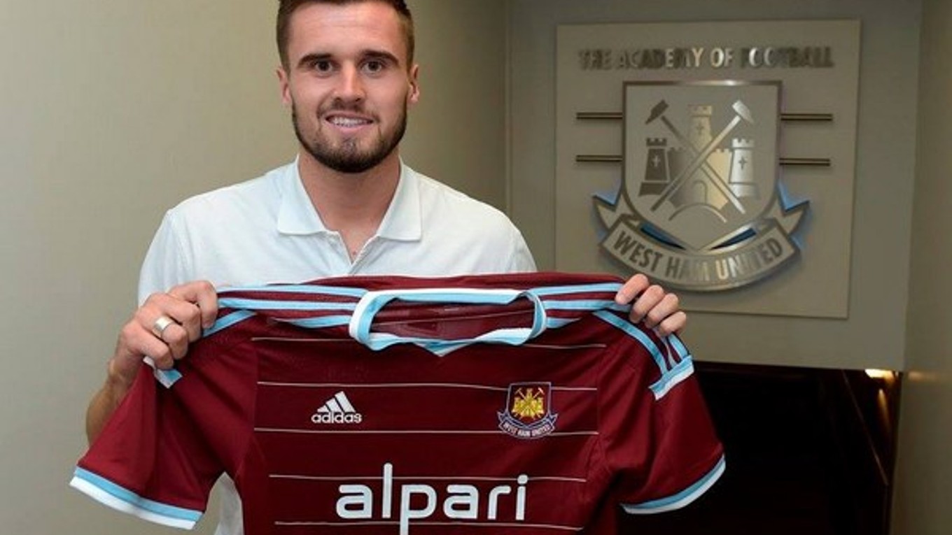 Jenkinson je šiestou letnou akvizíciou West Hamu.