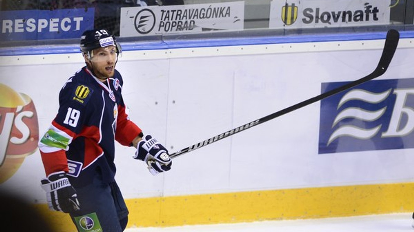 Michel Miklík bol v minulej sezóne najproduktívnejším hráčom Slovana, teraz hrá za Chabarovsk.